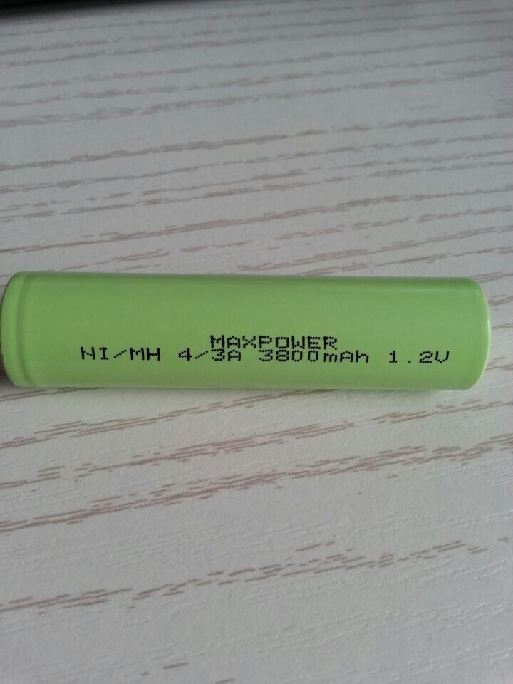 Las baterías de Idustrial NIMH ponen verde la energía, cargando las baterías del nimh